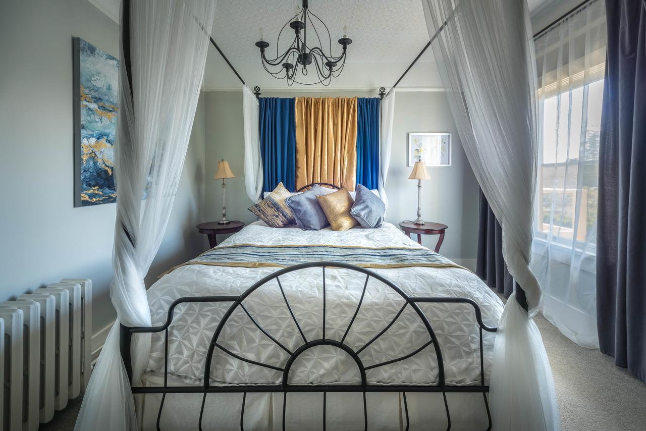 Oak Bay Bed & Breakfast Victoria
