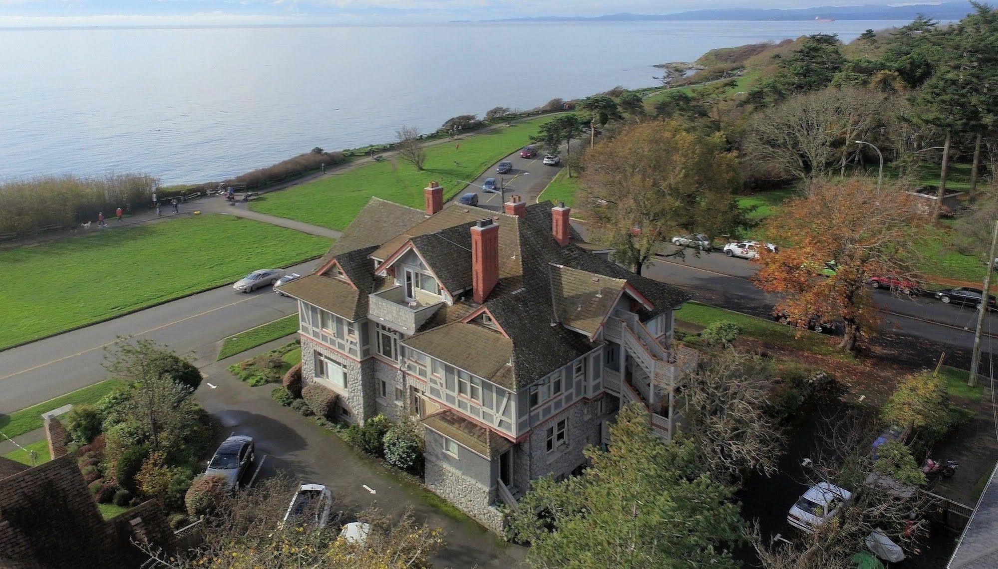 Bed & Breakfast Dashwood Manor Seaside Bed & Breakfast