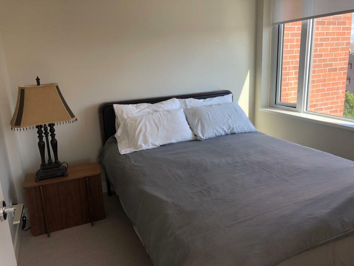 Apartment Downtown 2 Beds/2bath With Huge Patio& Parking!