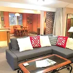 Large Suite Fairfield Heritage Manor, Free Parking