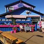 Fisherman\'S Wharf Bed & Breakfast