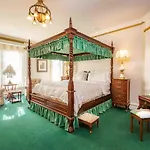 Amethyst Inn