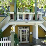 Rosewood Inn