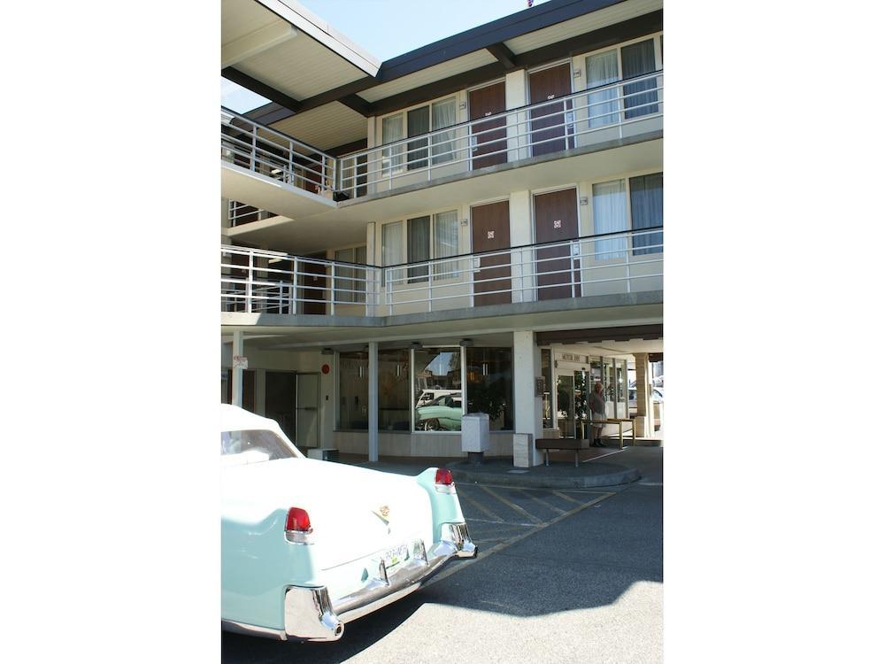 Motel Paul's Motor Victoria