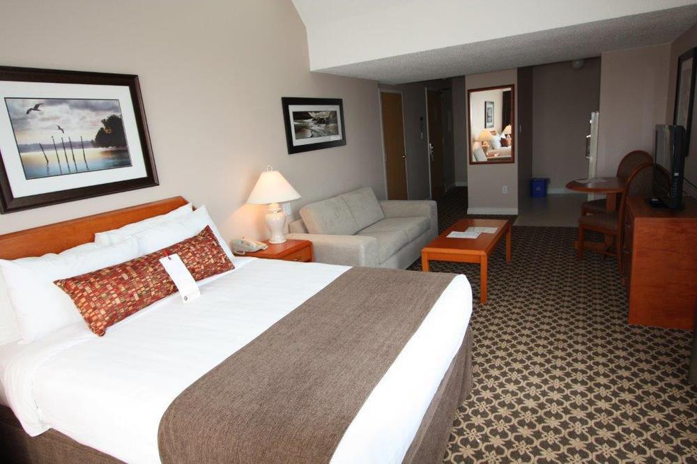 The Embassy Hotel 3*
