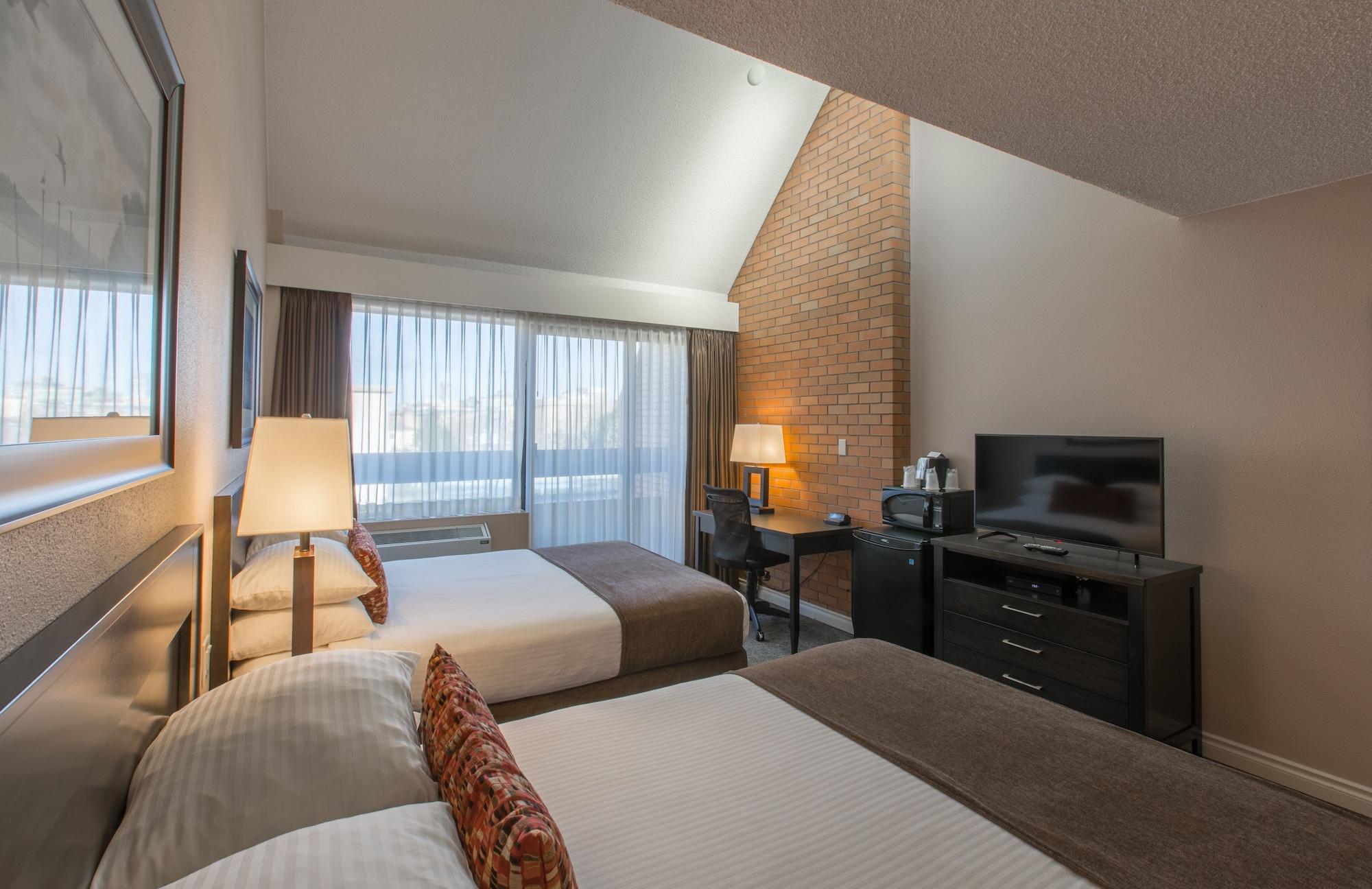 The Embassy Hotel 3*