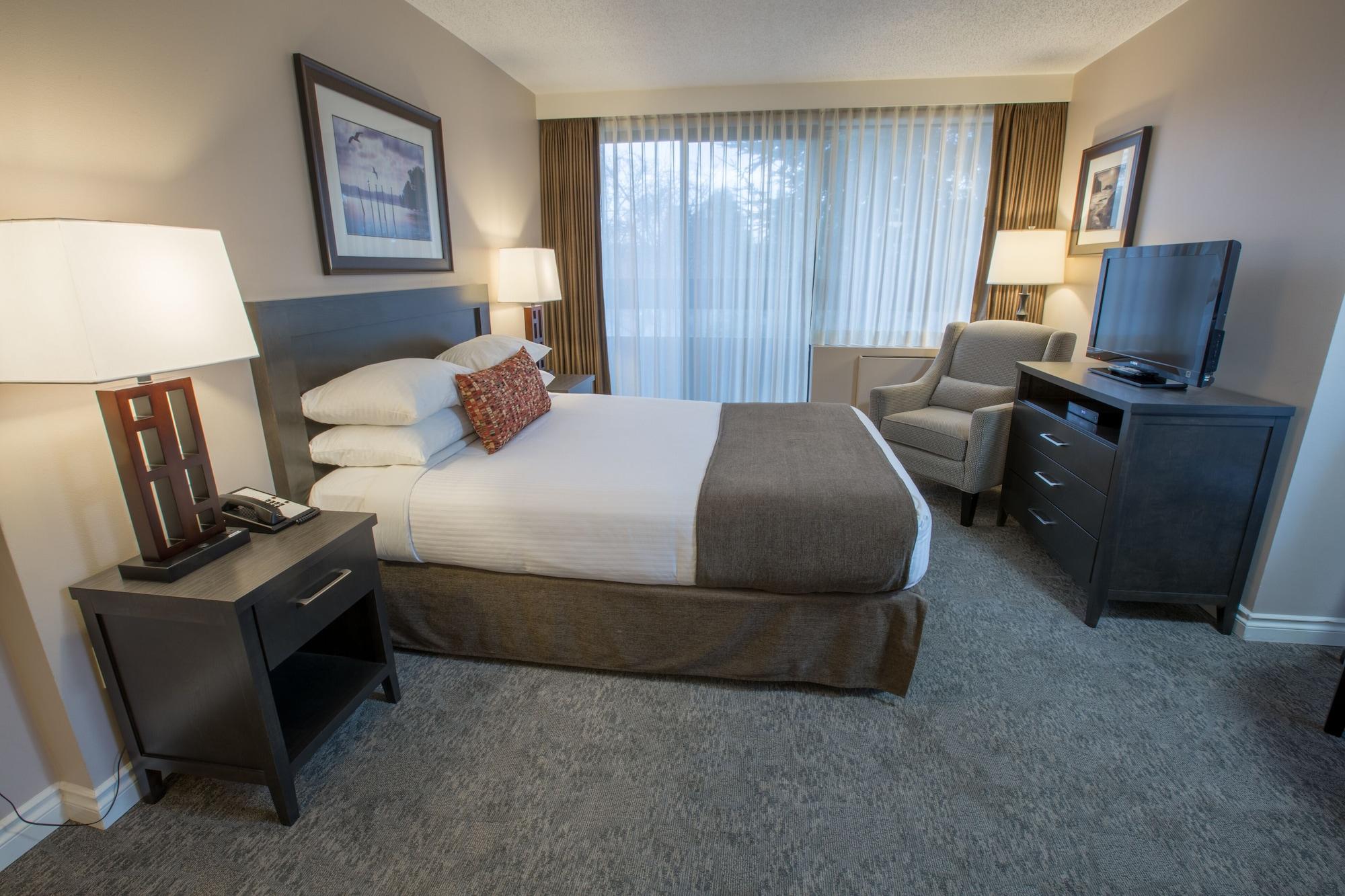 The Embassy Hotel 3*