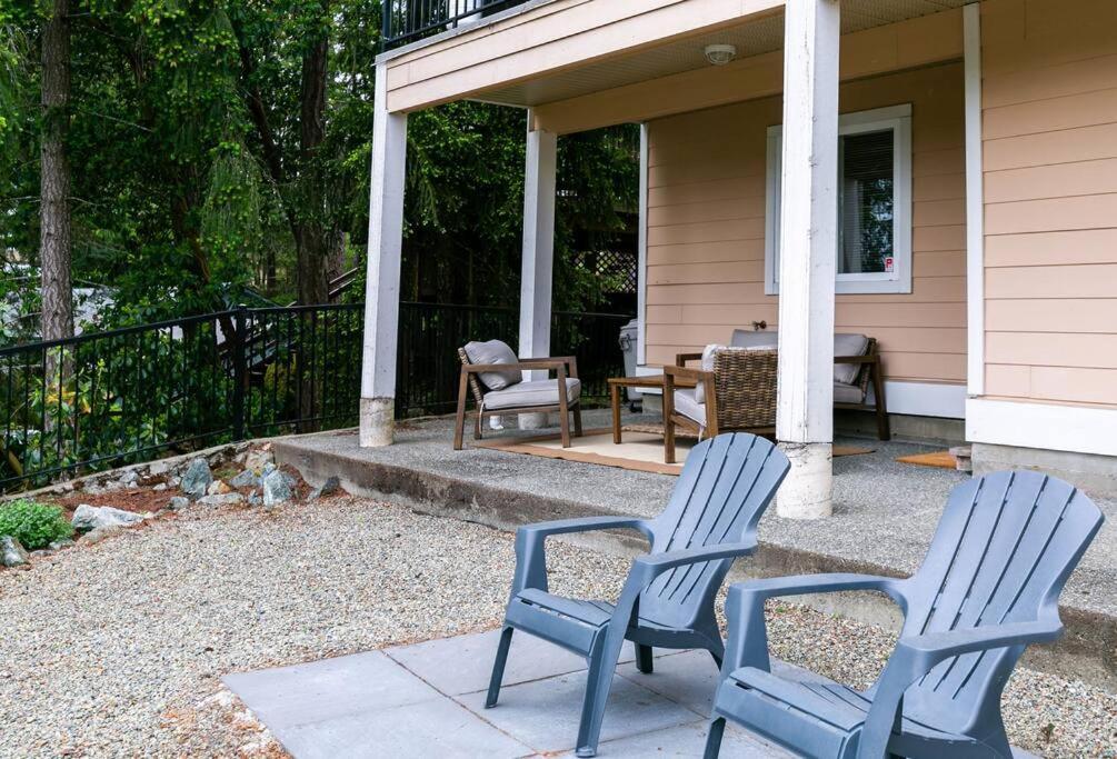 Holiday home Cozy Renovated Oasis W Private Terrace & Parking Victoria
