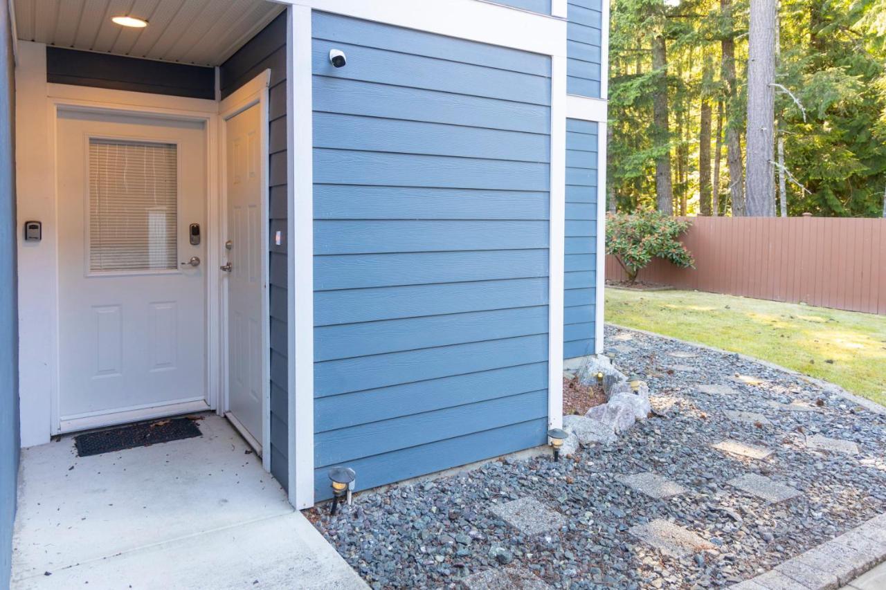 Newly Furnished 2 Bd-1 Wc Centrally Located In Langford Sleeps 6 Holiday home *