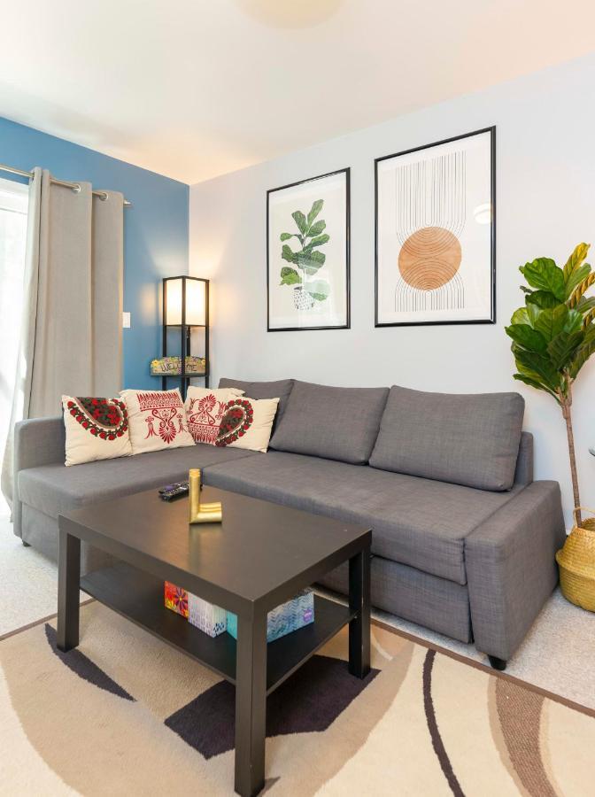 Newly Furnished 2 Bd-1 Wc Centrally Located In Langford Sleeps 6 *