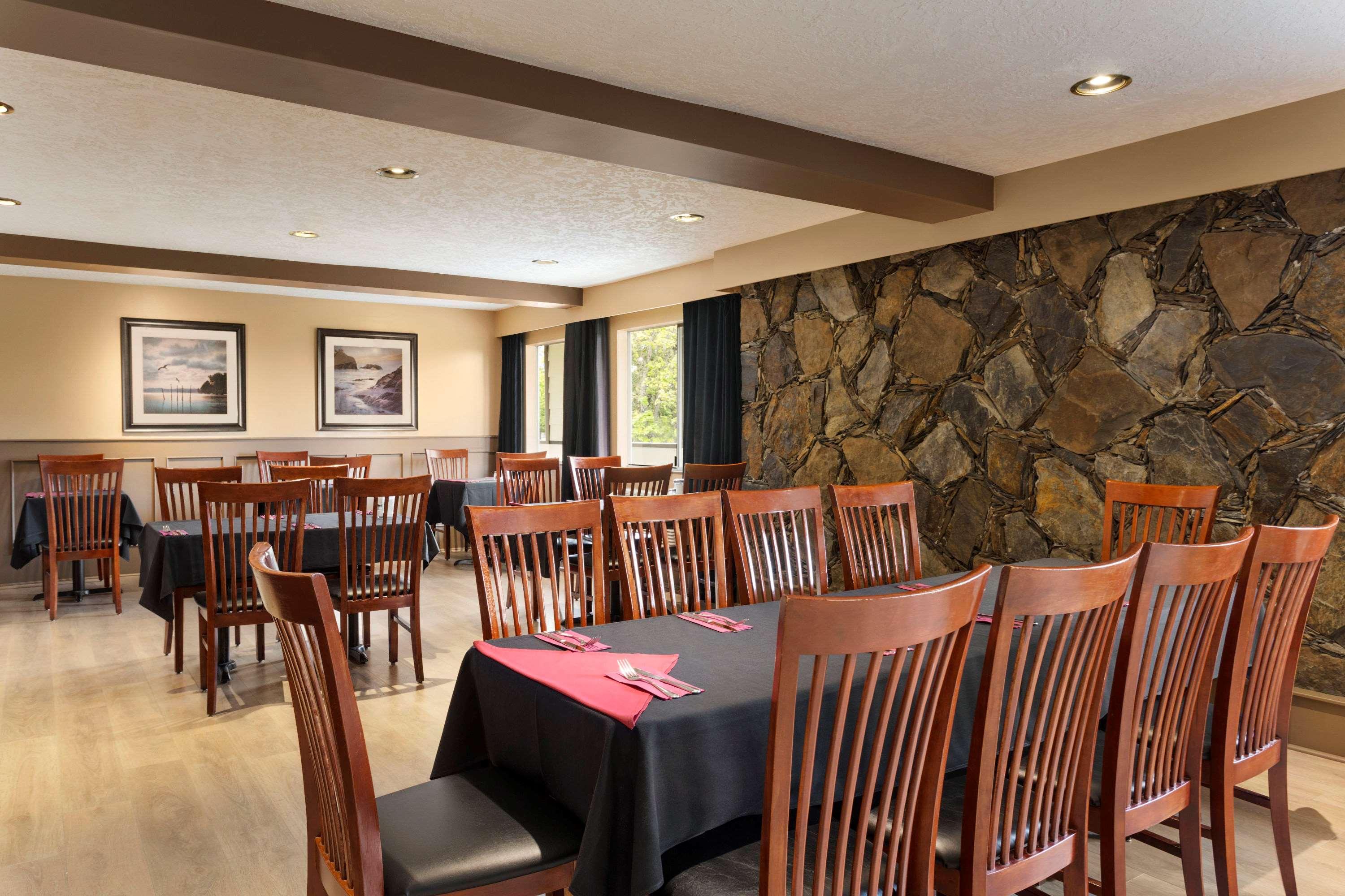Days By Wyndham Uptown 3* Victoria