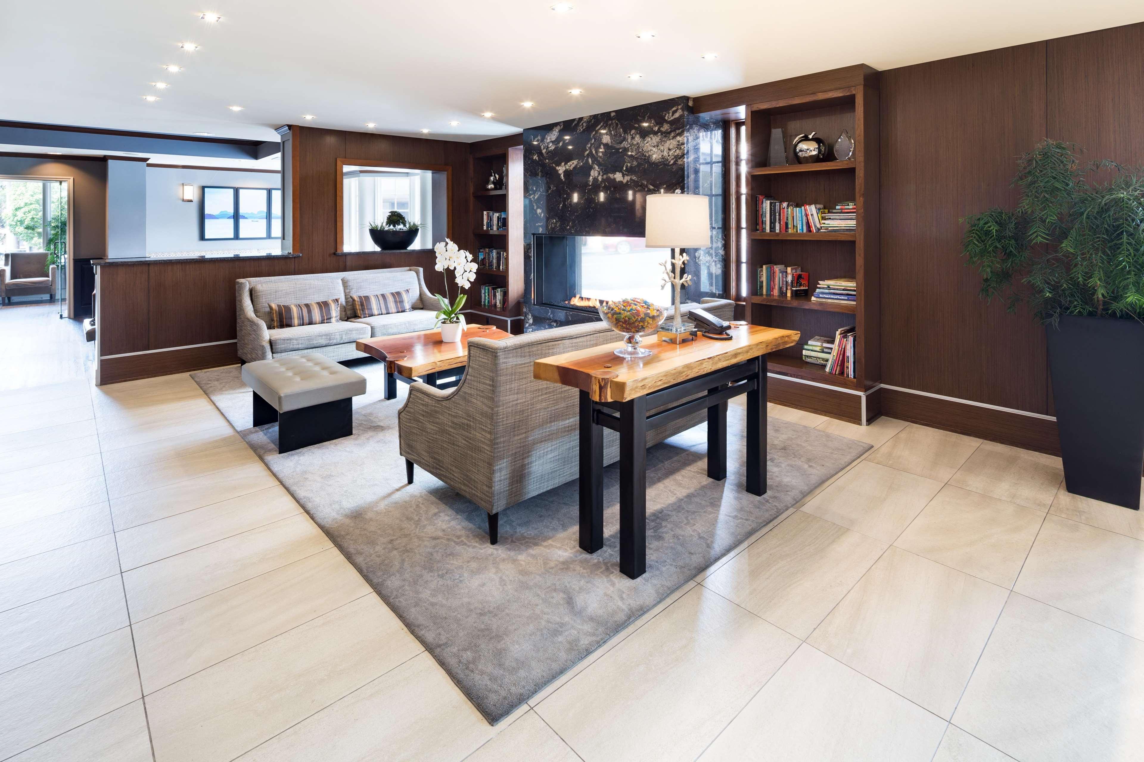 Hotel Doubletree By Hilton &