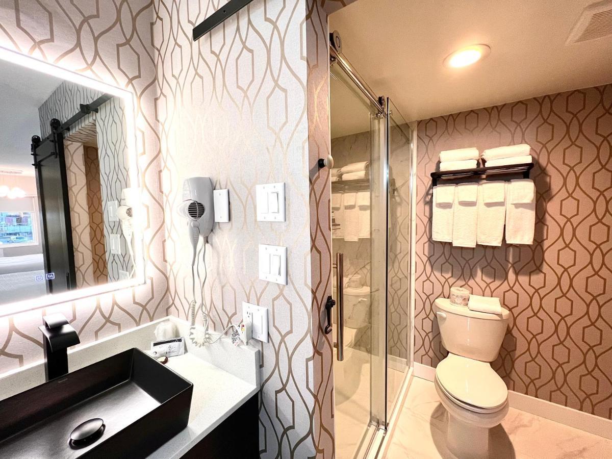 Hotel The Vic, Ascend Collection 4*