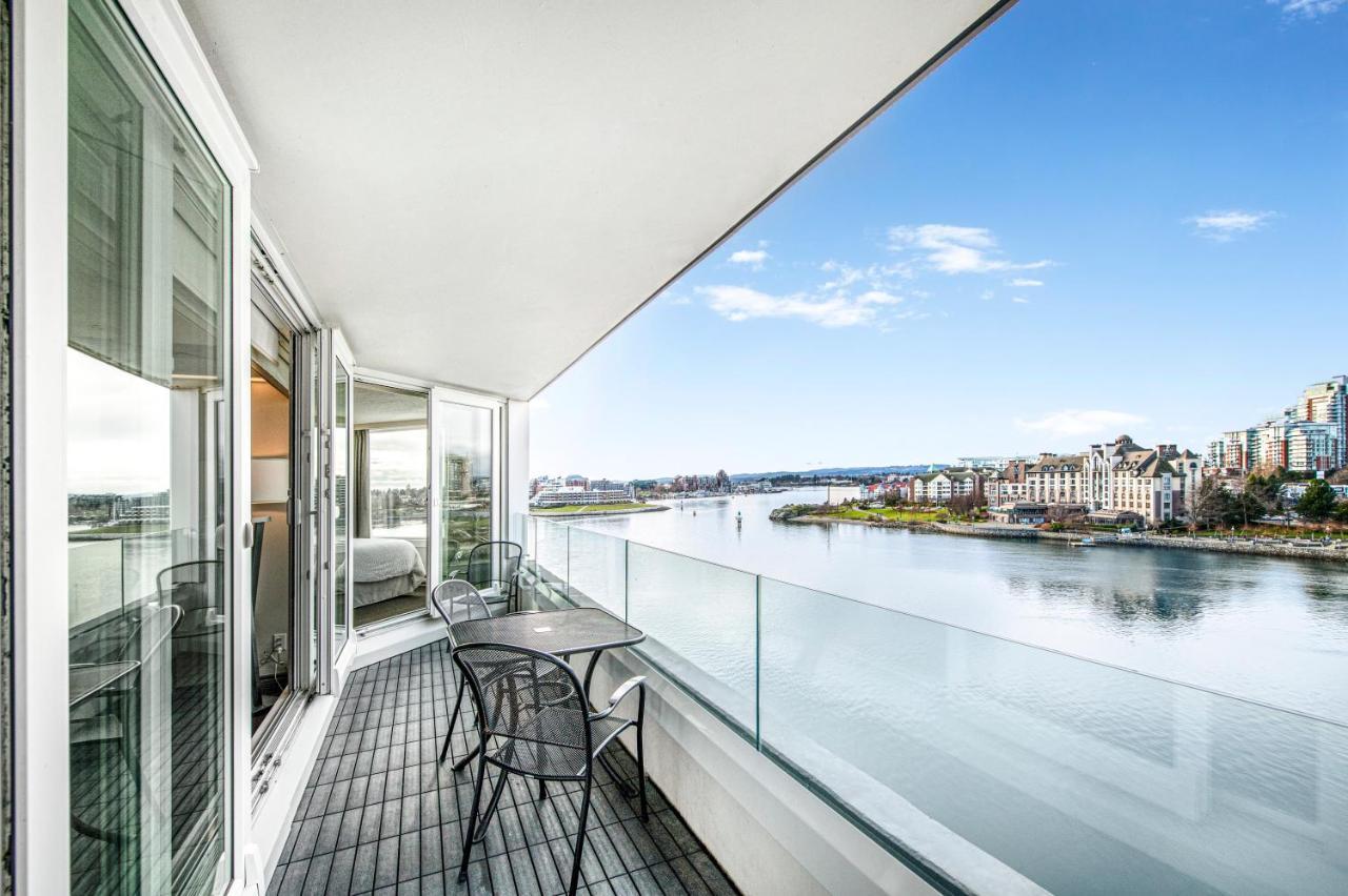 Regent Waterfront &