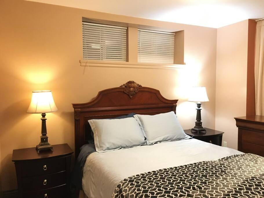 Large Fairfield Heritage Manor, Free Parking *