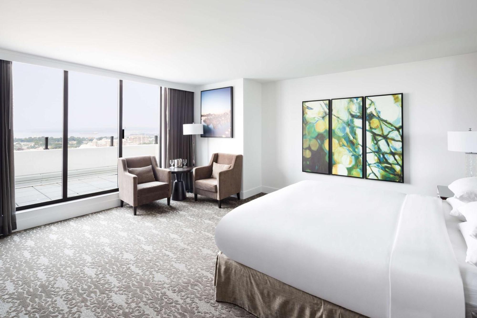 Hotel Doubletree By Hilton &