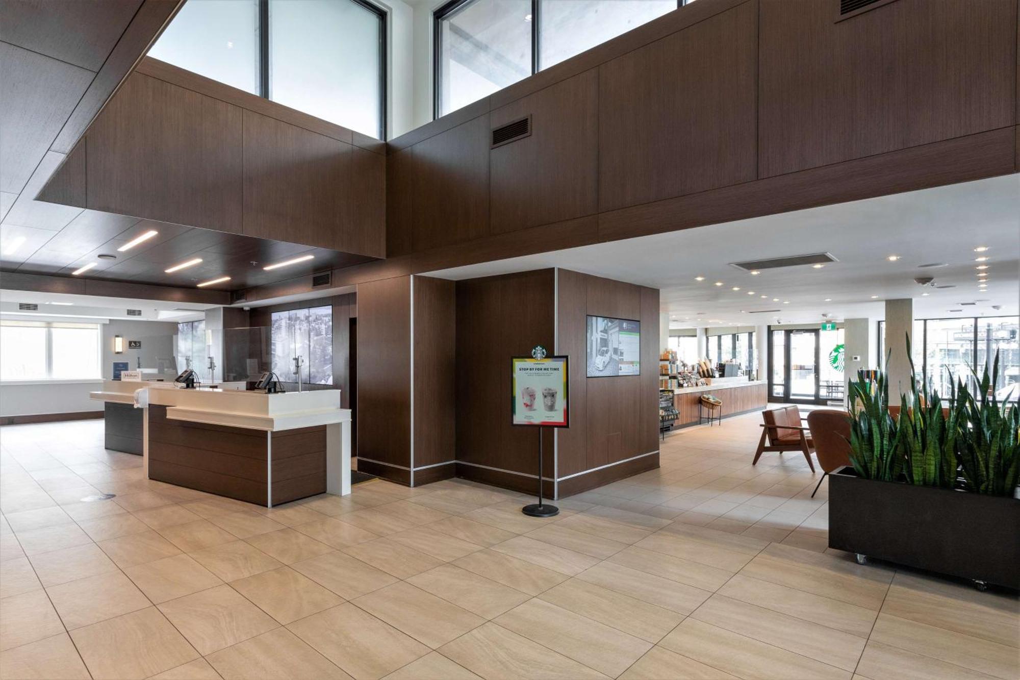 Hotel Doubletree By Hilton & Victoria