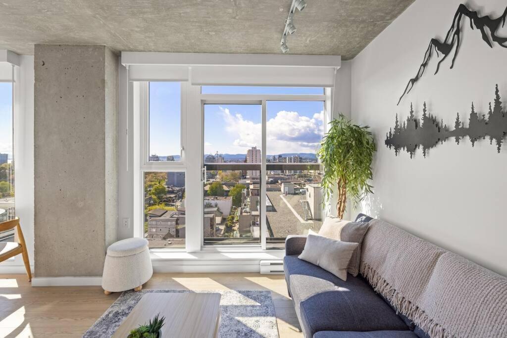 Majestic Views At The Mod Victoria