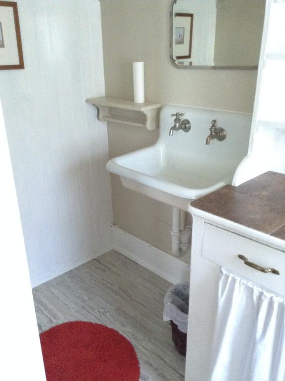 Bed & Breakfast Gaslight Victoria