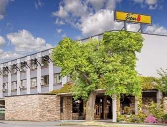 Super 8 Motel