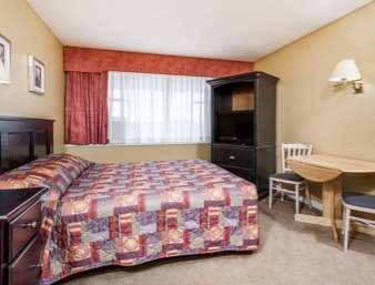Super 8 Motel Victoria