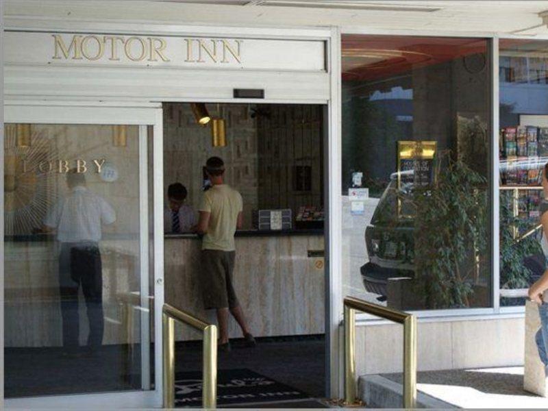 Motel Paul's Motor