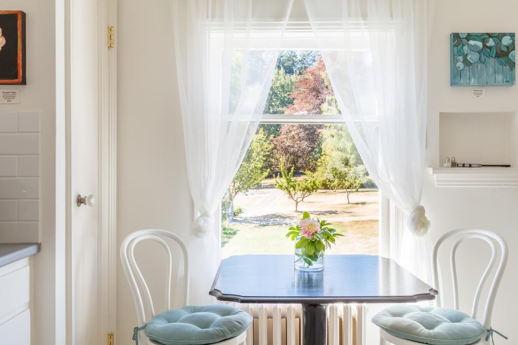 Fairholme Manor Bed & Breakfast
