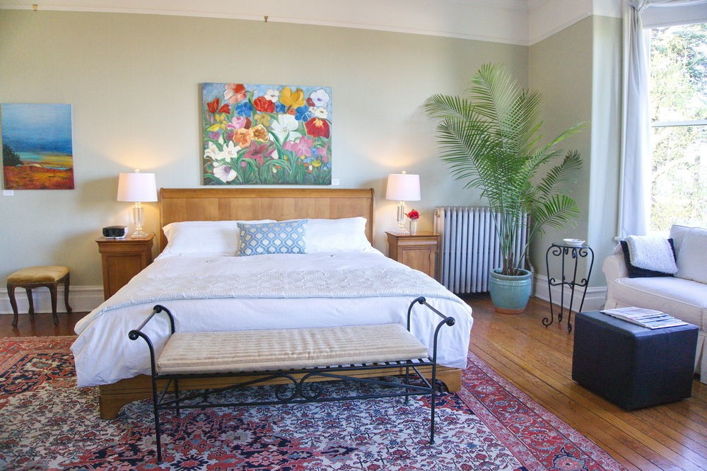 Fairholme Manor Bed & Breakfast Victoria