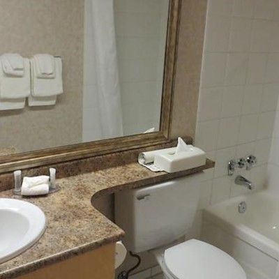 Days By Wyndham Uptown Victoria