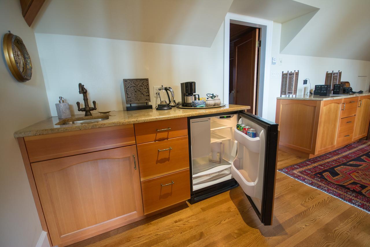 Villa Marco Polo Bed And Breakfast Inn 5* Victoria