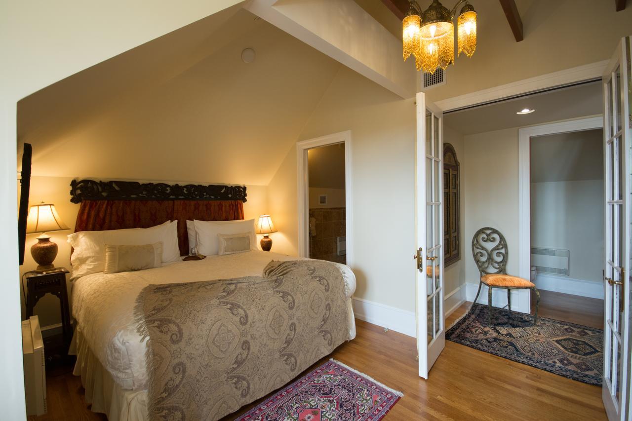 Villa Marco Polo Bed And Breakfast Inn 5*
