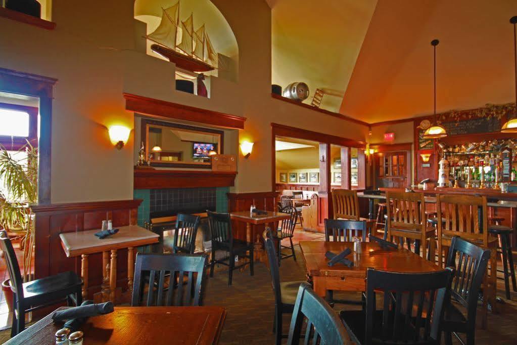 Spinnakers Gastro Brewpub & Victoria