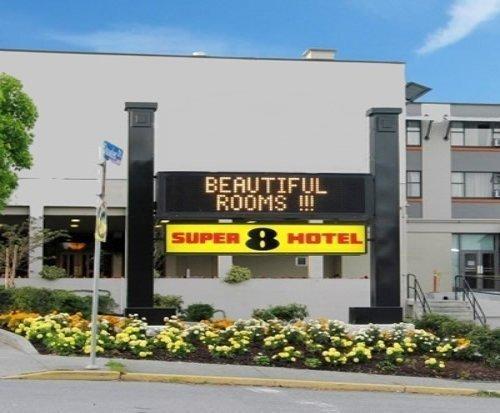 Super 8 Motel