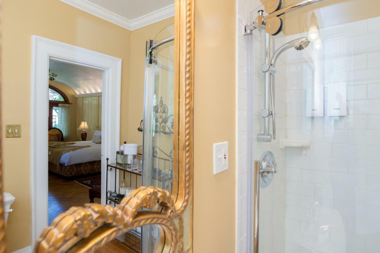 Villa Marco Polo Bed And Breakfast Inn