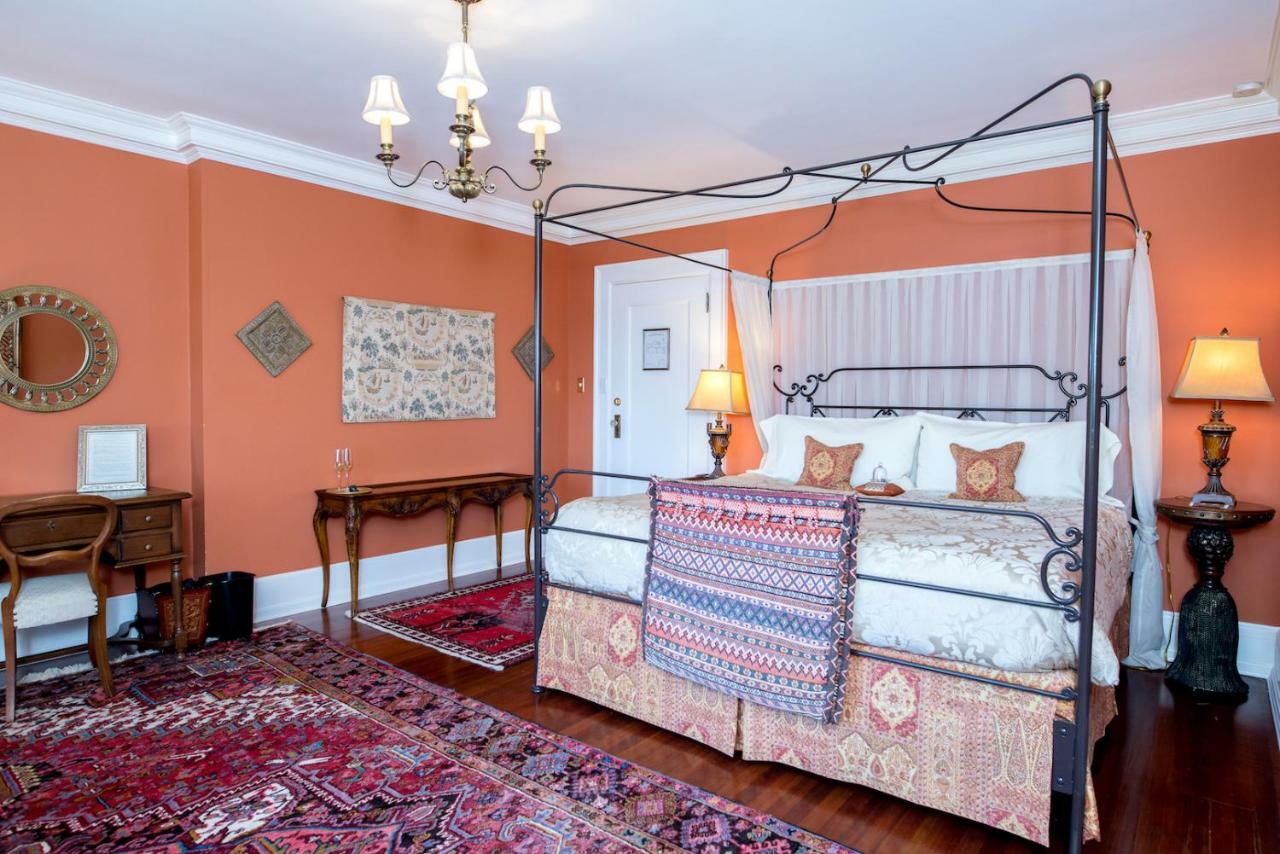 Villa Marco Polo Bed And Breakfast Inn 5* Victoria