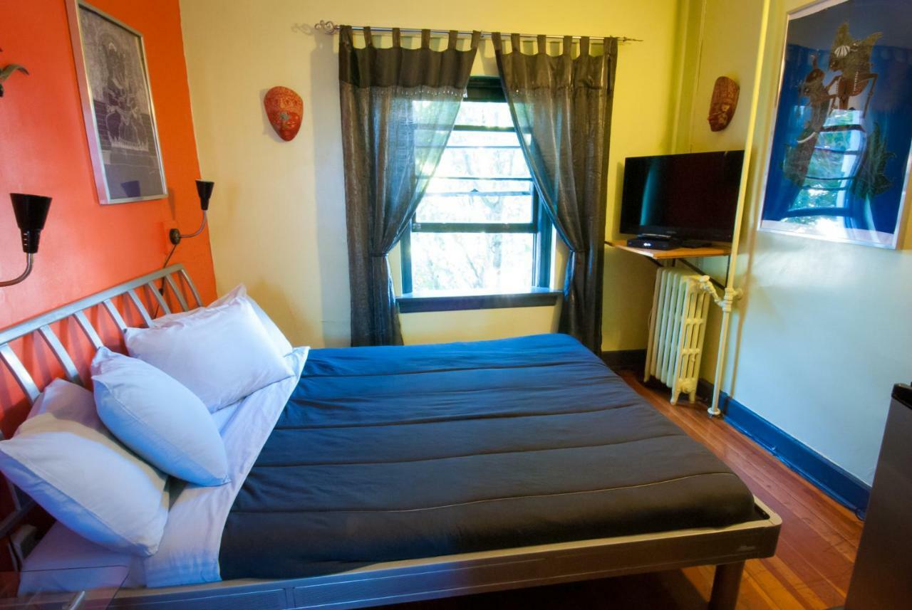 Ocean Island | Backpackers | Hostel *