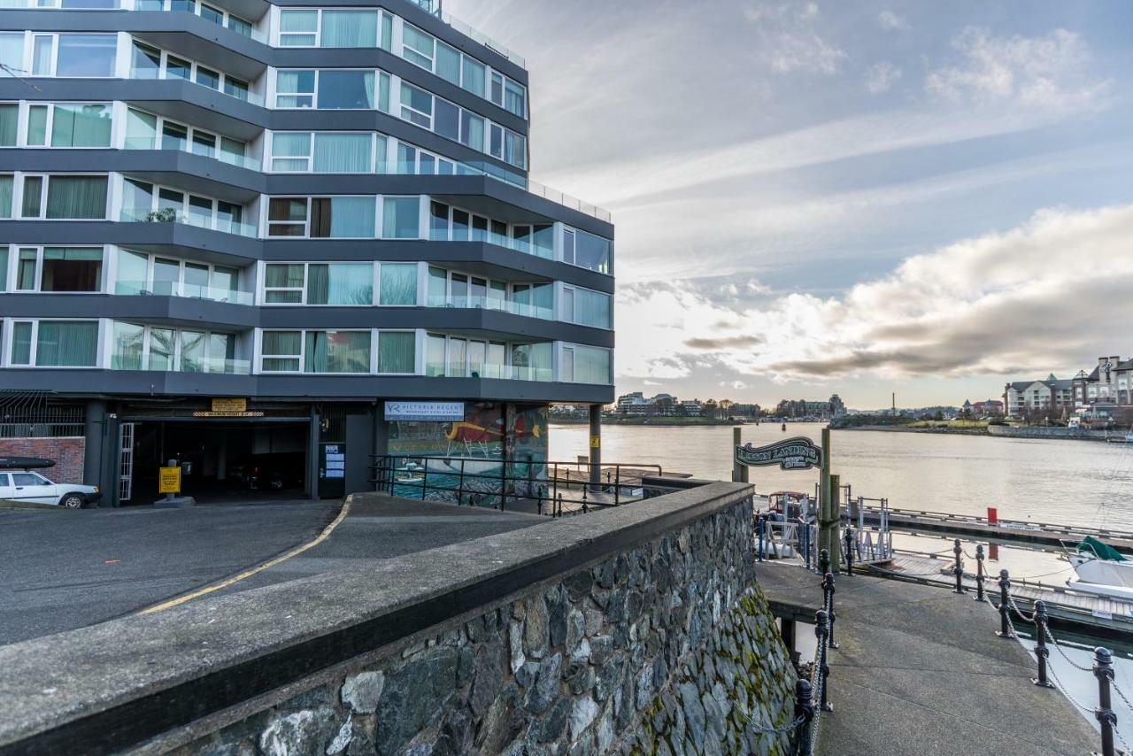 Regent Waterfront & 3* Victoria