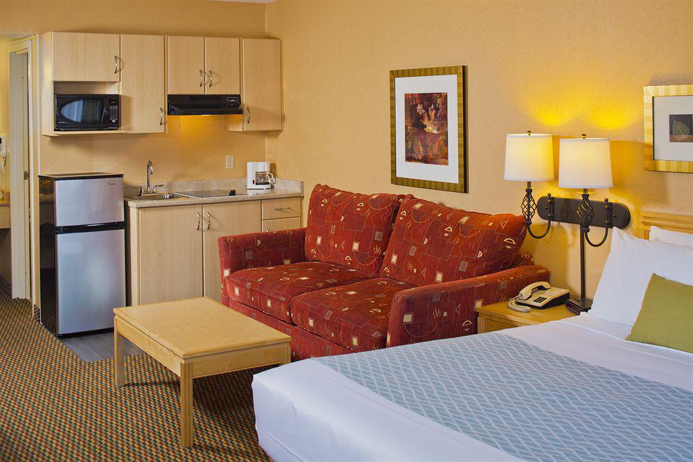 Accent Victoria 3* Saanich