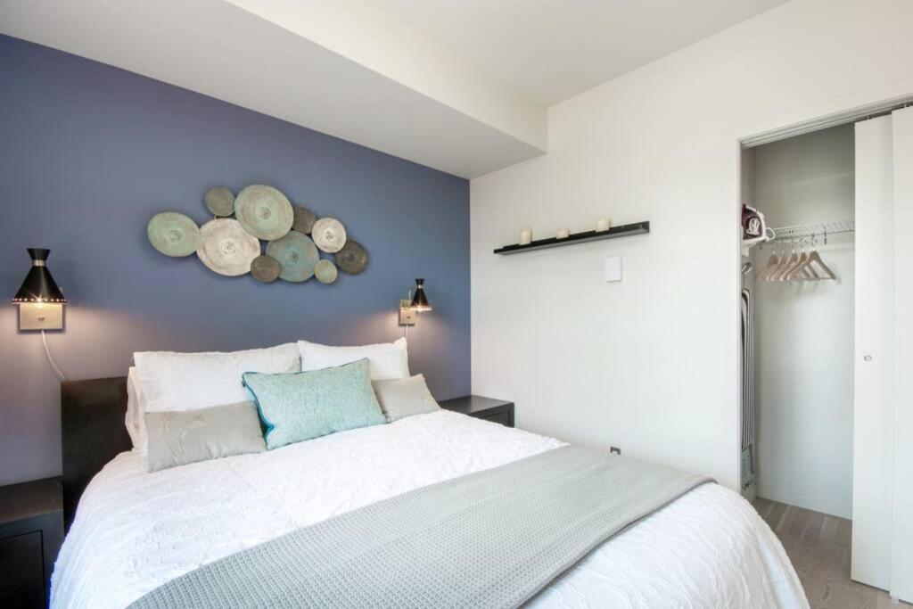 Clean 3rd Floor Executive 1 Bedroom Apt In Old Town China Town Victoria