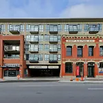 Gorgeous Old Town Condo With Patio And Parking!