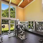 Skyview Executive Stay