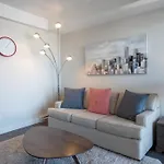 Clean 4Th Floor 1 Bedroom Apt In Old Town China Town
