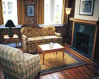 Vacation Internationale Royal Victoria Suites