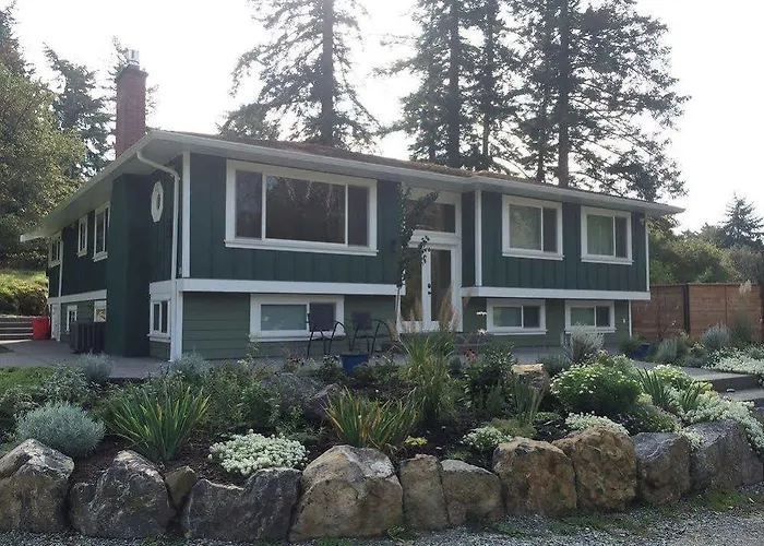 Beaver Lake Farm Guest House