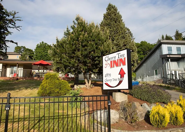 Cherry Tree Inn