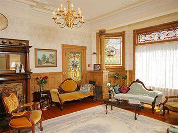 Haterleigh Heritage Bed & Breakfast