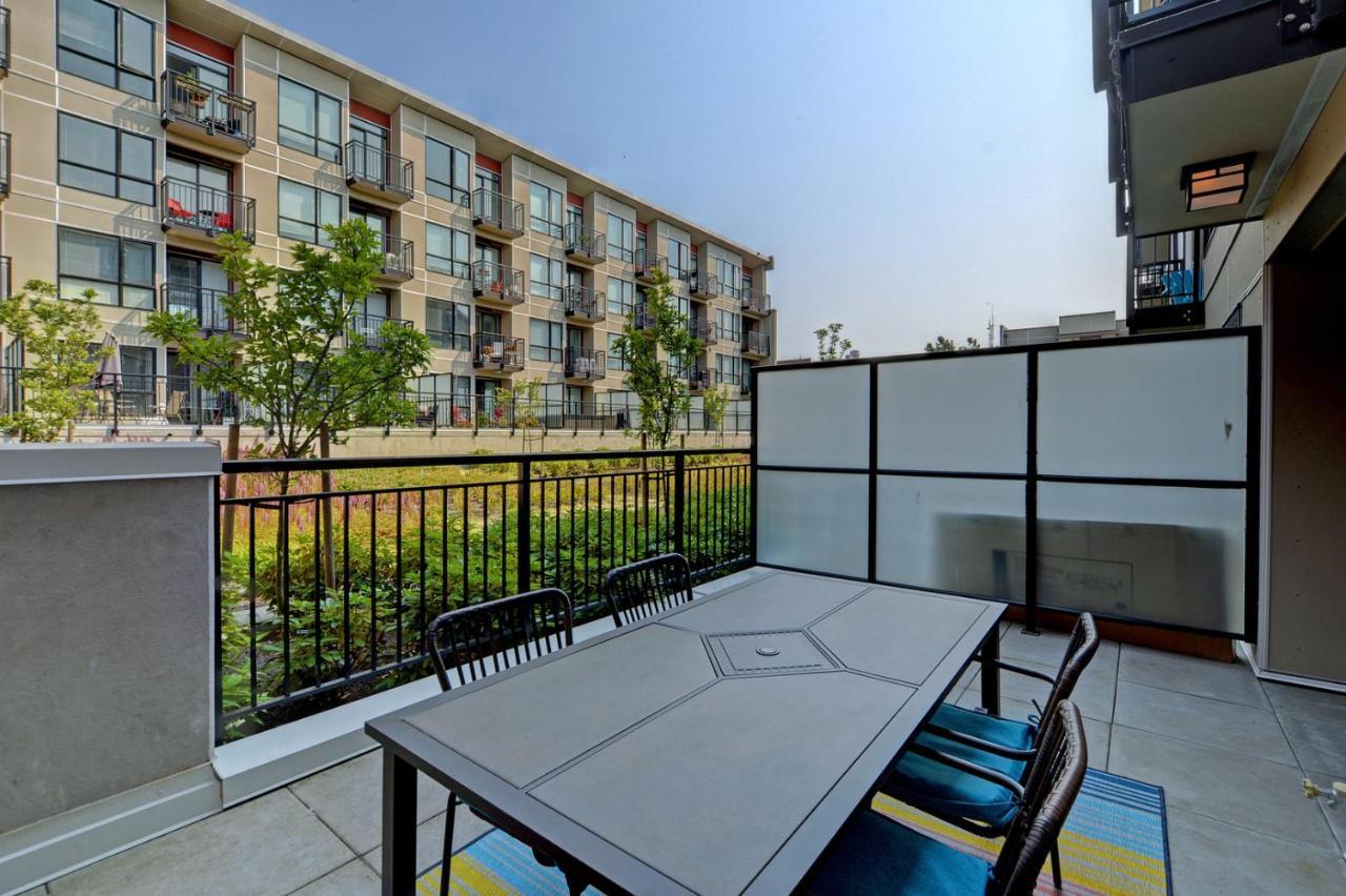 Apartment Gorgeous Old Town With Patio And Parking!