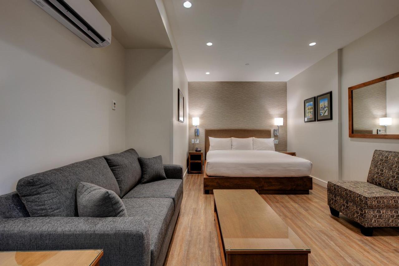 Strathcona Hotel