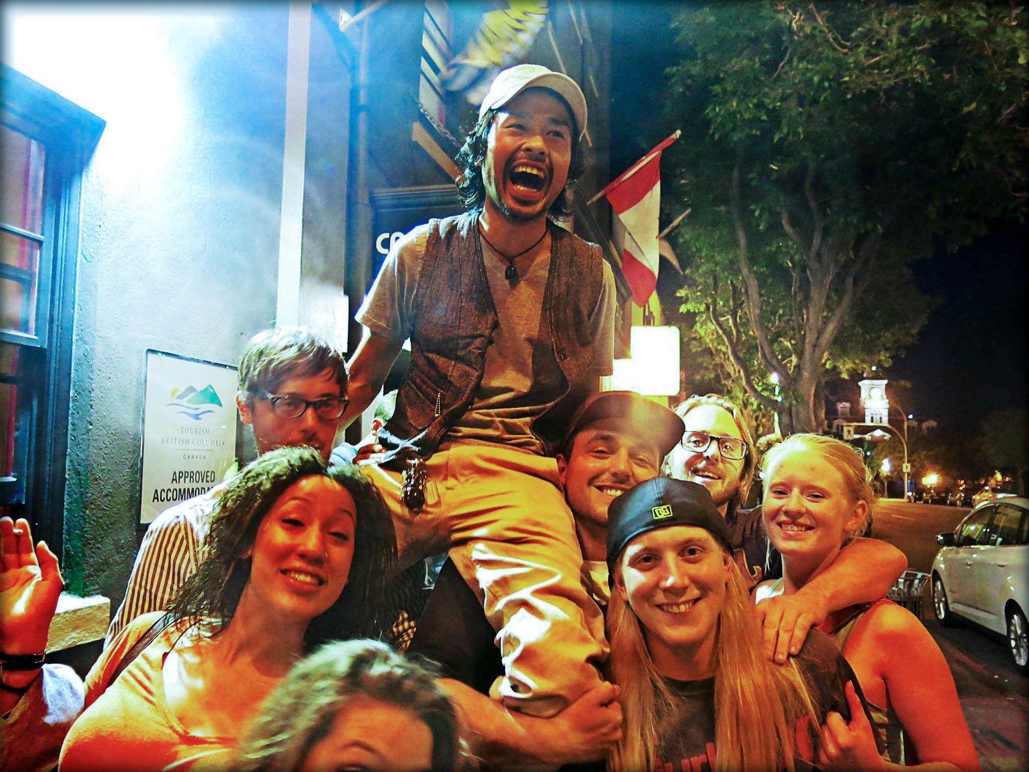 Ocean Island | Backpackers | Hostel *
