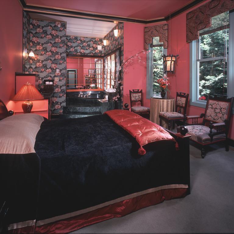 Humboldt House 4* Victoria